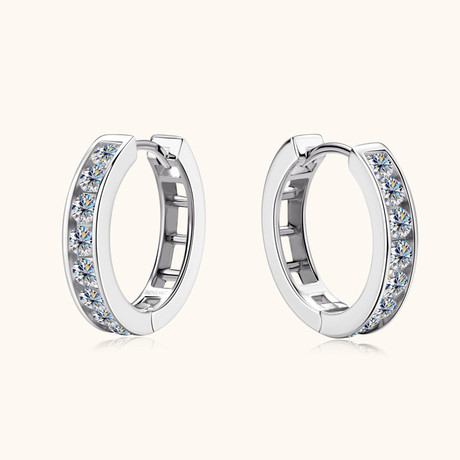 White Round Earrings