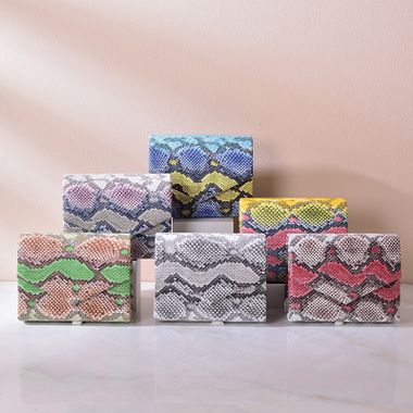 Lady’s Snake-patterned Flip Cover Alloy Handle Handbag
