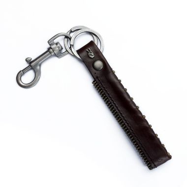 Leather key chain Fixed by a Snap