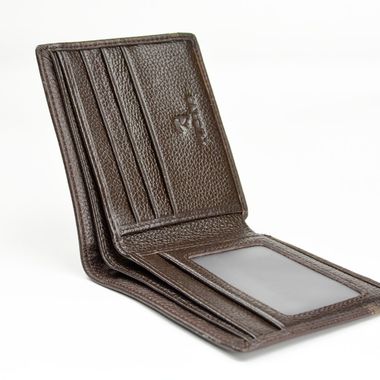 Man Bi-Fold Leather Wallet with Stamped Logo