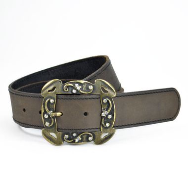 Ladies Leather Belt with a Thread